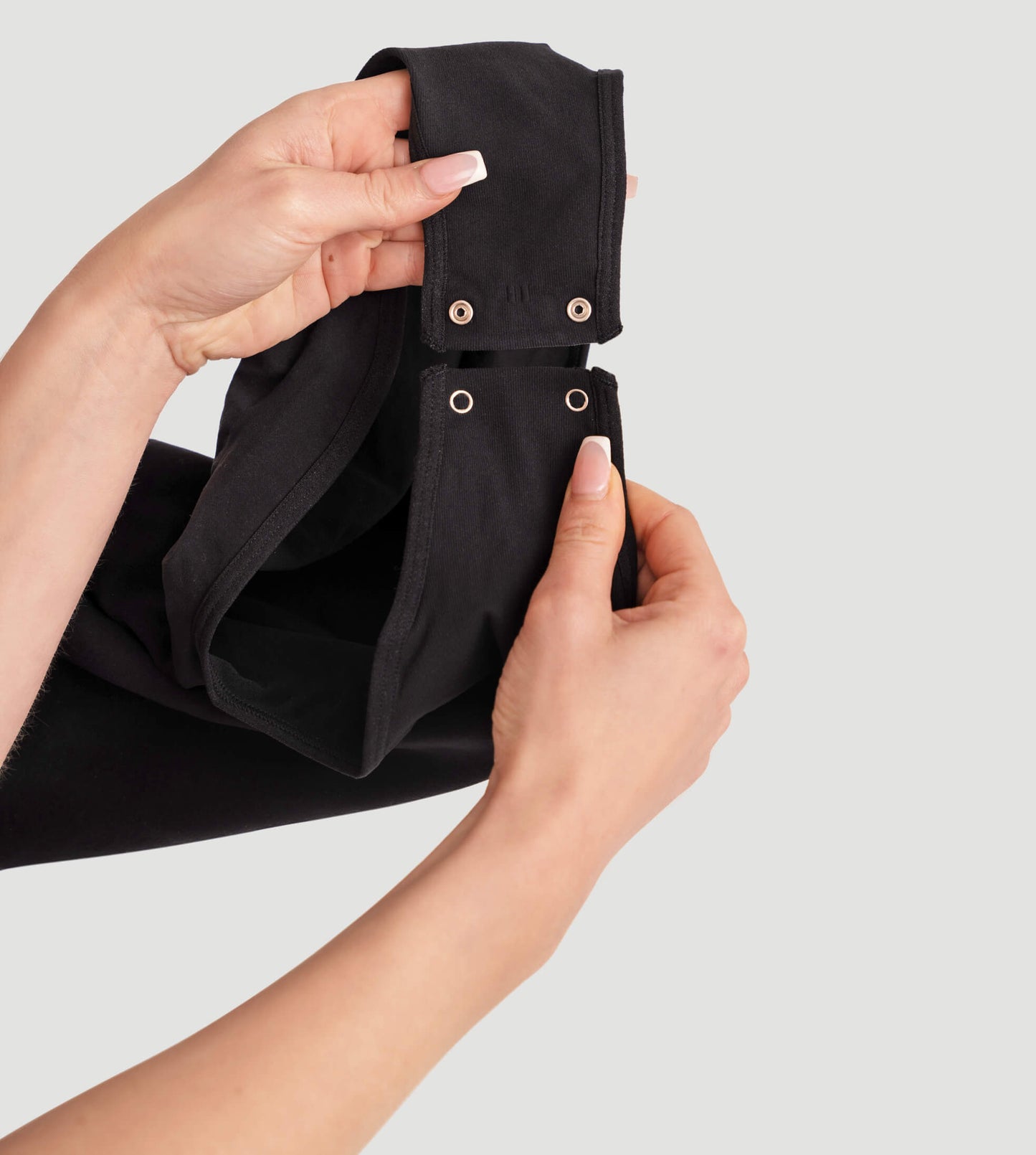 ملابس داخلية لتشكيل الجسم بفتحة رقبة دائرية