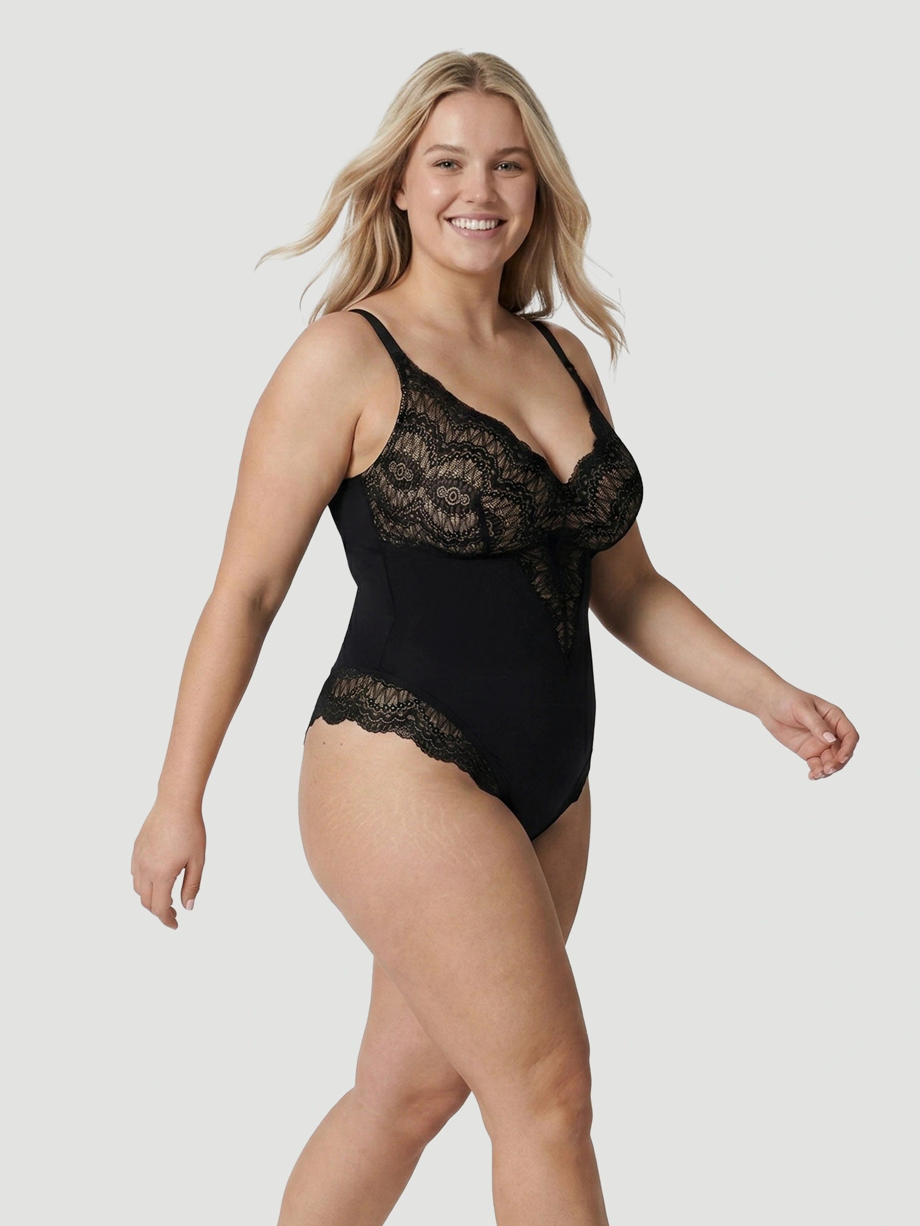 ملابس داخلية لتشكيل الجسم من الدانتيل