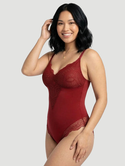 ملابس داخلية لتشكيل الجسم من الدانتيل
